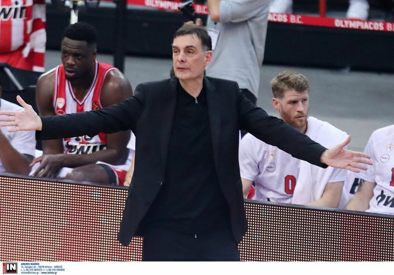 Μπαρτζώκας: &quot;Ένα αμφισβητούμενο φάουλ έκρινε το παιχνίδι&quot;