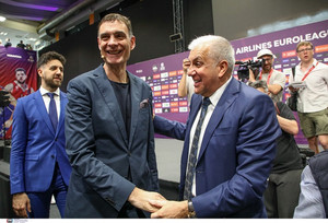 Ομπράντοβιτς: &quot;Άξιζε το βραβείο του κορυφαίου προπονητή ο Μπαρτζώκας&quot;