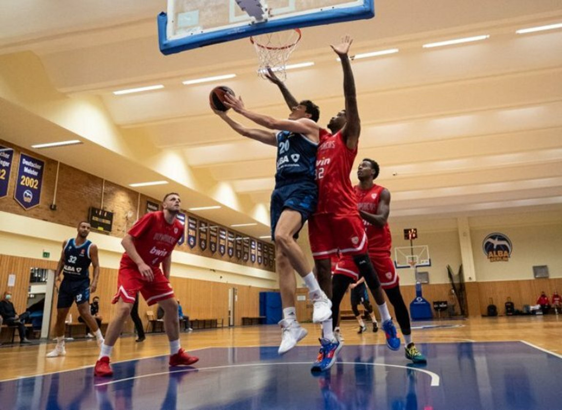 Ήττα για τον Ολυμπιακό, 75-69 από την Άλμπα Βερολίνου