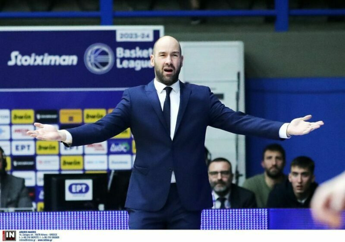Περιστέρι-Ολυμπιακός: Αποβλήθηκε ο Σπανούλης και δεν έκανε δηλώσεις (vids)