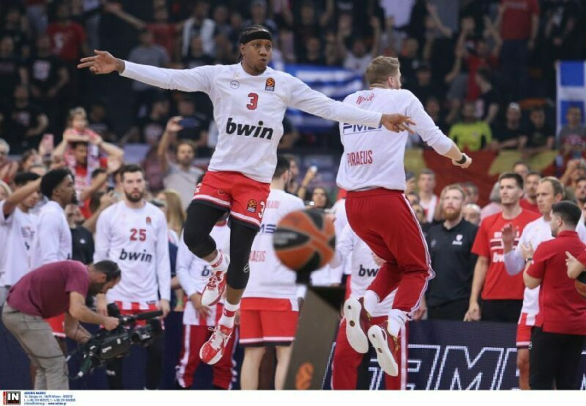 Ολυμπιακός-Φενέρμπαχτσε: Η photo gallery από το ΣΕΦ