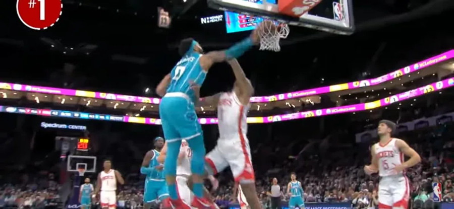NBA Top-10: Στην κορυφή το poster κάρφωμα του Μάιλς Μπρίντζες (video)