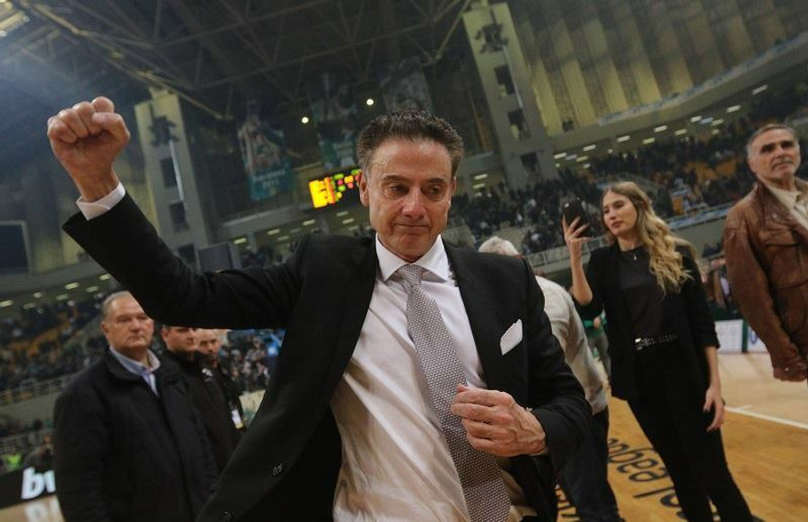Πιτίνο : &quot;Δεν ξέρω τι πληρώνεται ο Καλάθης αλλά αξίζει κάθε ευρώ που παίρνει&quot; (pics)