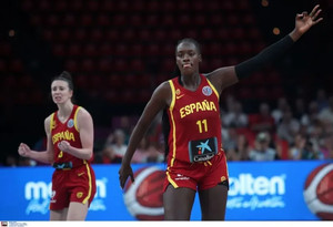 Στον τελικό του Ευρωμπάσκετ η Ισπανία 65-64 τη Γαλλία με αποκάλυψη τη 19χρονη Φαμ (pics)