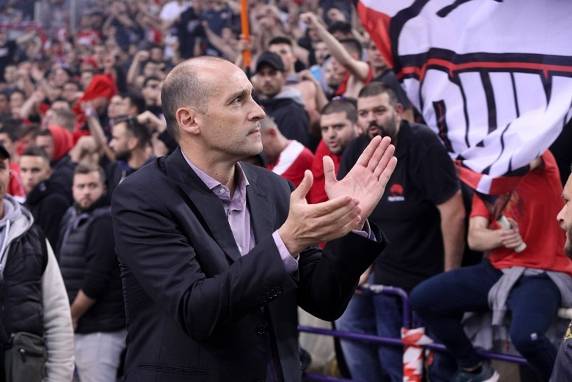 Ολυμπιακός: Οι φωτογραφίες των Αγγελόπουλων με τον κόσμο (pics)