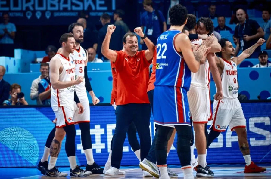 Αταμάν: Αγαπημένος του Γιαννακόπουλου ο Γιόκιτς, αλλά ίσως τώρα σκεφτεί τον Σενγκούν (vid)