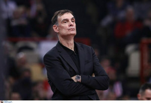 Μπαρτζώκας: &quot;Δεν έχει σημασία ποιοι πρέπει να βρουν ρυθμό, ο Ολυμπιακός πρέπει να κερδίζει&quot; (vids)