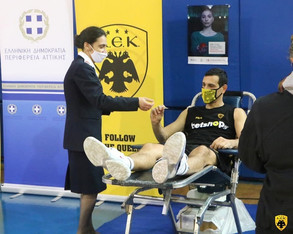 Η αιμοδοσία της ΑΕΚ για το &quot;Γ. Γεννηματάς&quot; (pics)