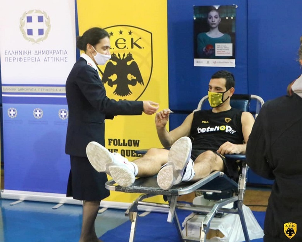 Η αιμοδοσία της ΑΕΚ για το &quot;Γ. Γεννηματάς&quot; (pics)