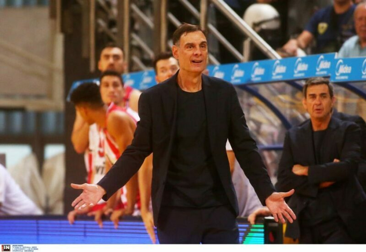 Αθλητικός δικαστής: Aπαλλαγή Μπαρτζώκα για την ένδυση, πρόστιμο σε ΠΑΟΚ και ΑΕΚ!