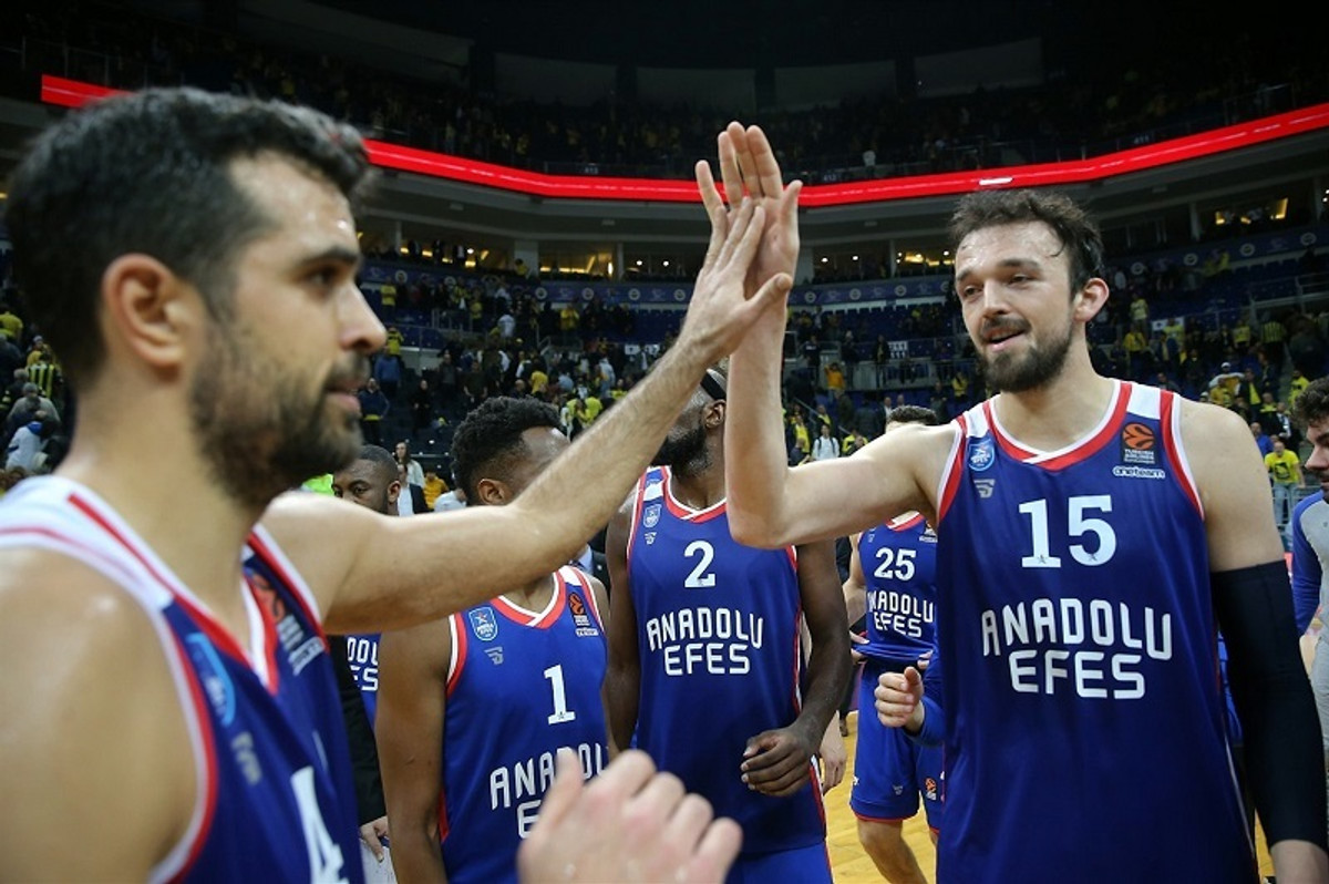 Δείτε πώς η Εφές νίκησε ξανά τη Φενέρμπαχτσε (video)