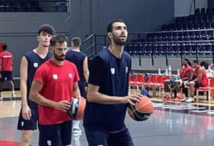Ρόμπερτ Χουγκάζ: &quot;Πολύ ενθουσιασμένος για την ευκαιρία που μου δίνει ο Πανιώνιος&quot;