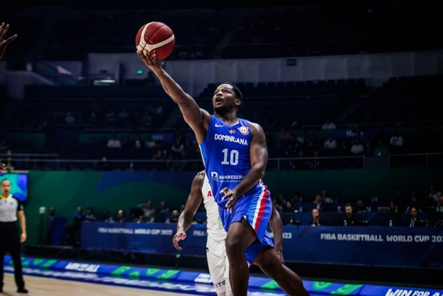 Ανγκόλα-Δομινικανή Δημοκρατία 67-75: "Λύγισε" τον Ντε Σόουζα του Άρη για το αήττητο (pics)