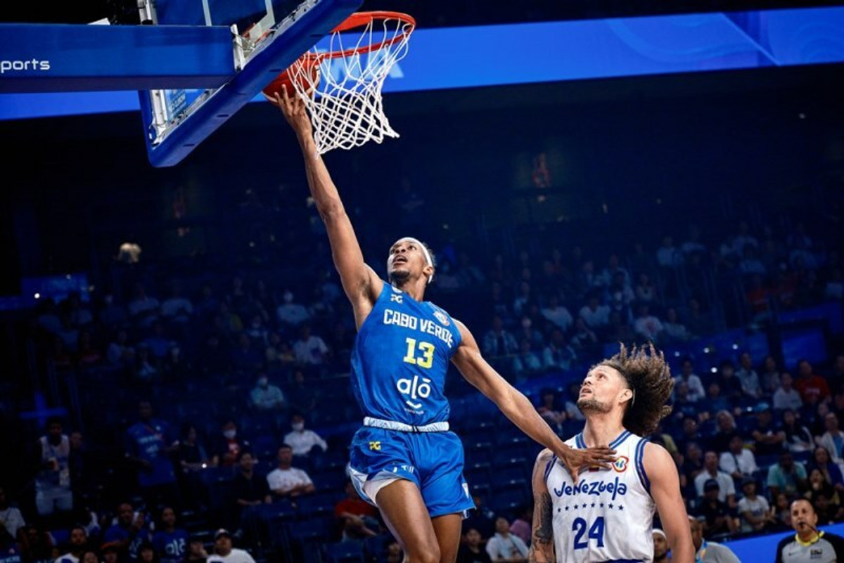 Βενεζουέλα-Πράσινο Ακρωτήρι 75-81: Ιστορική πρώτη νίκη με... δύο Ταβάρες (pics &amp; vid)