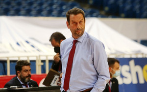 Καλαμπάκος: Να εξαντλήσουμε την όποια πιθανότητα παραμονής έχουμε (video)