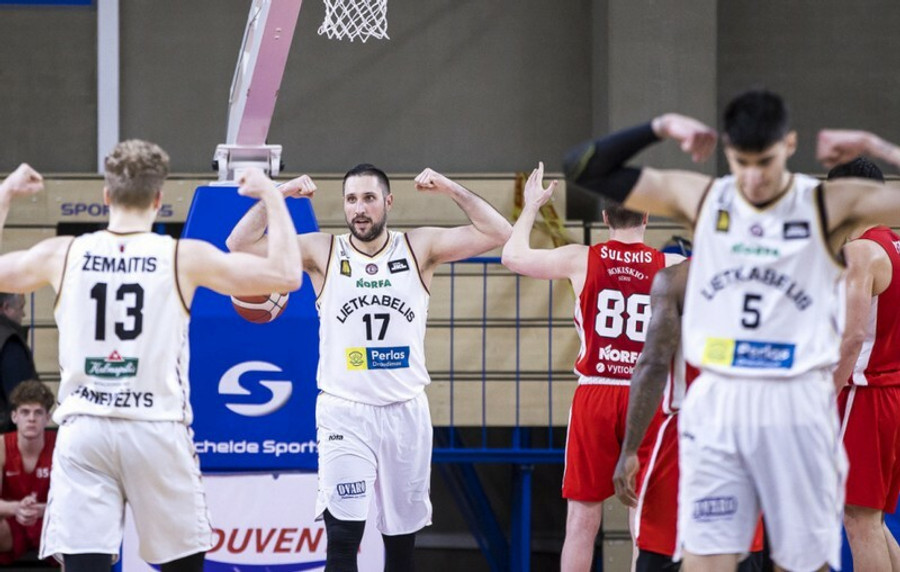 Λιθουανία: Εύκολα το 2-0 η Λιετκαμπέλις του Καλαϊτζάκη, ισοφάρισε η Νεπτούνας
