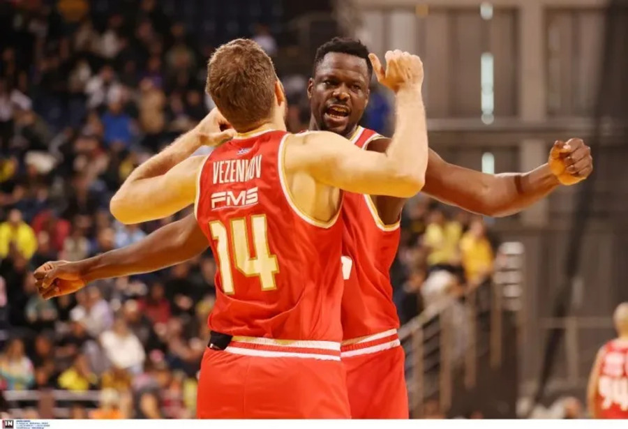Πάτησε... γκάζι στο 2ο ημίχρονο ο Ολυμπιακός, 88-77 τον Άρη στο Nick Galis Hall (gallery & vids)