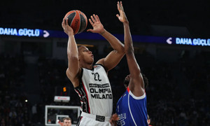 Εφές-Αρμάνι Μιλάνο 77-83: Ανατροπή από το -15 και πλεονέκτημα έδρας! (pics)