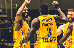 Ξύπνησε αργά η Μακάμπι, 77-67 τη Βίρτους