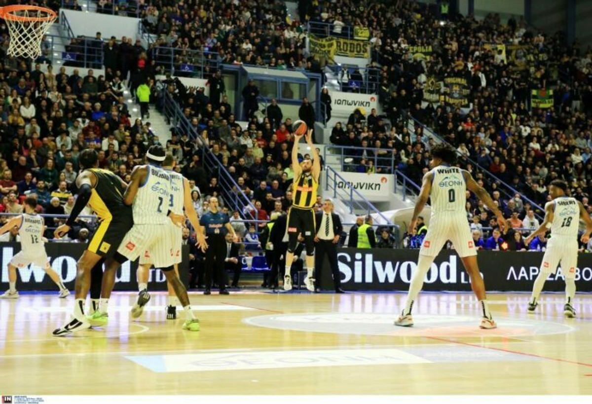 Οι τηλεοπτικές μεταδόσεις του Σαββάτου