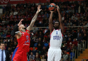Ασταμάτητη Εφές πήρε τη ρεβάνς στη Μόσχα 82-80 την ΤΣΣΚΑ!