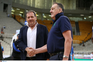 Η τιμή της ΑΕΚ στον Βασίλη Γκούμα (pics)