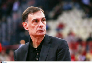 Μπαρτζώκας: Πρώτος προπονητής του Ολυμπιακού σε νίκες κανονικής περιόδου