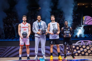 EuroBasket 2025: Στην καλύτερη πεντάδα ο Γιάννης Αντετοκούνμπο, MVP ο Σρέντερ