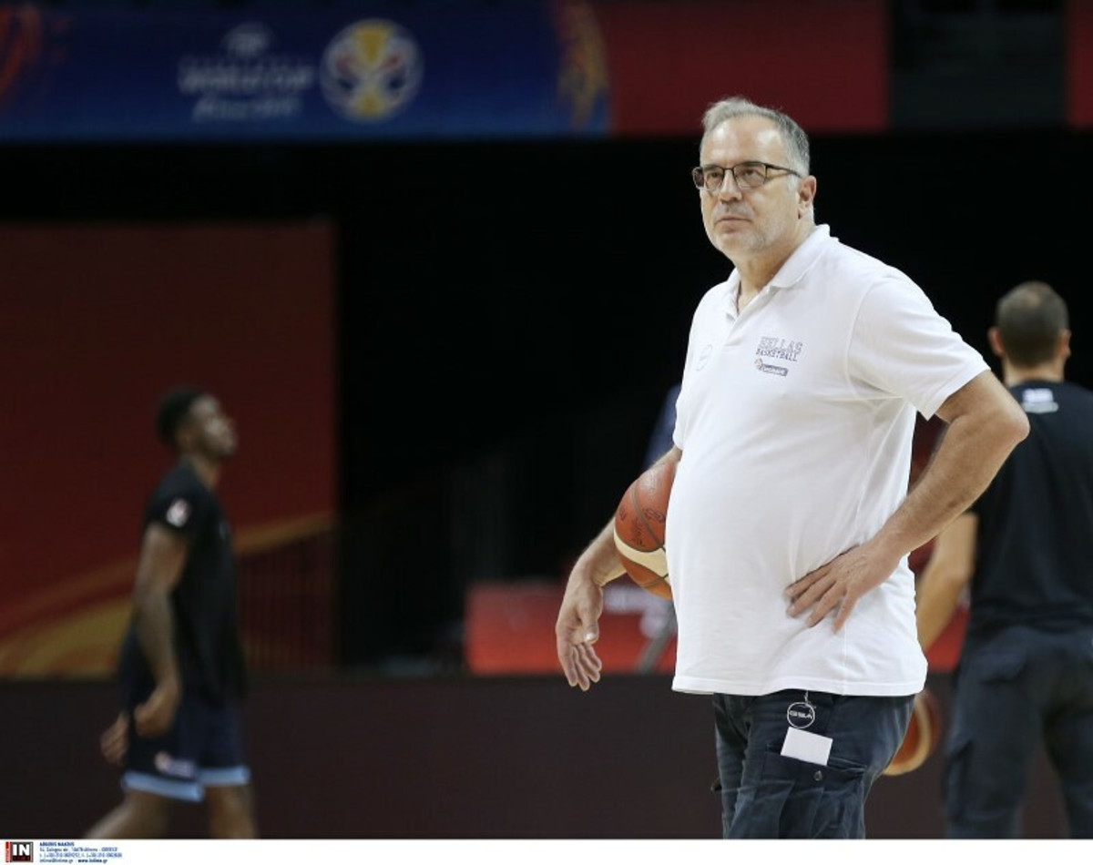 Σκουρτόπουλος: &quot;Σε διαπραγματεύσεις με την Ιρόνι Νες Ζιόνα&quot;