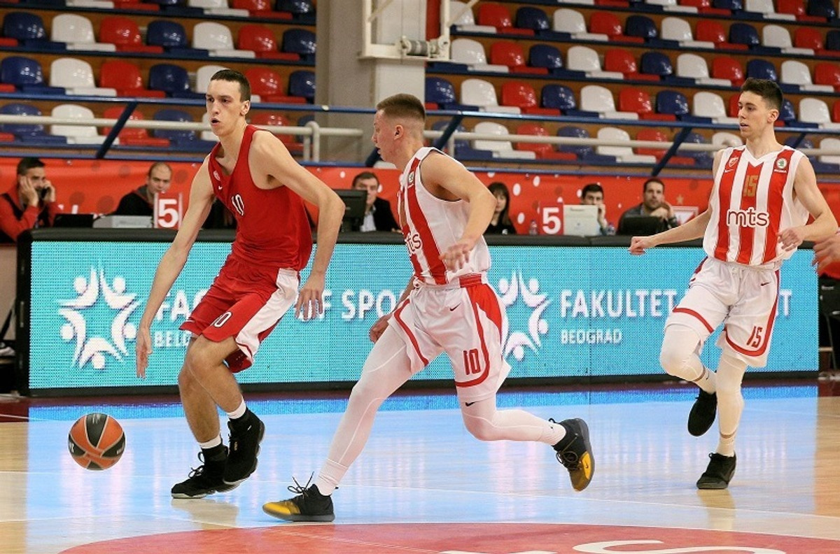 Ήττα για τον Ολυμπιακό από τον Ερυθρό Αστέρα στο Next Generation (pics+video)