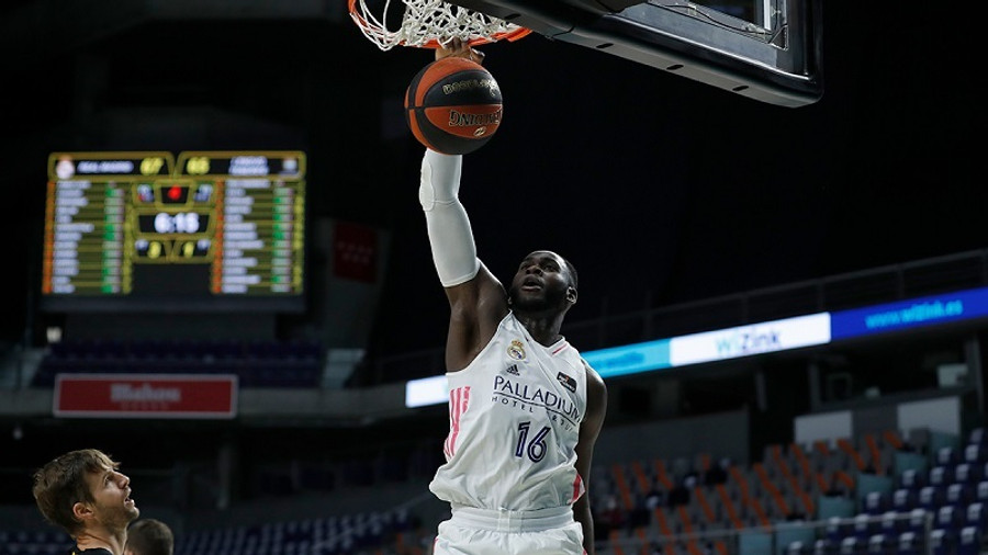 Ο Γκαρούμπα Rising Star της σεζόν και στη EuroLeague (vid)