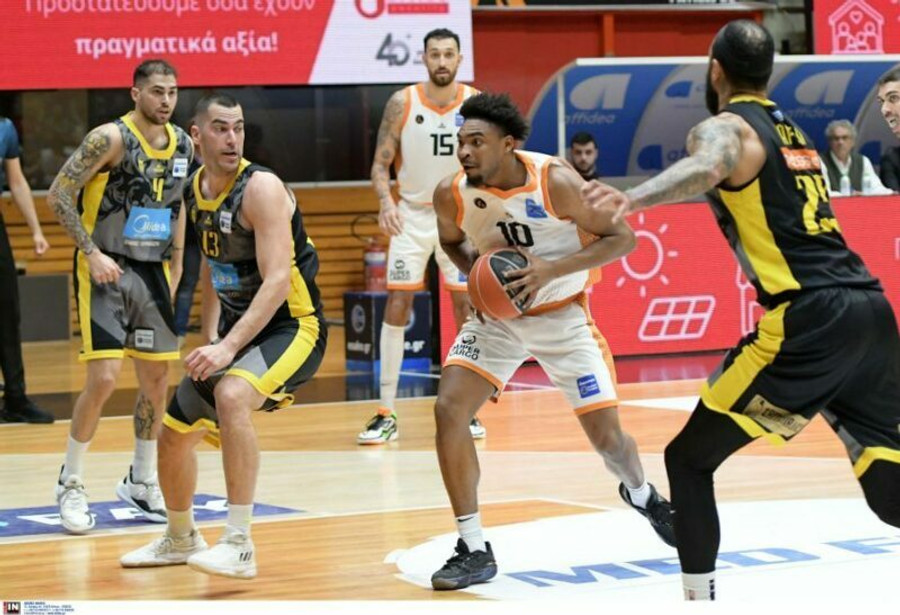 Κυρίαρχος Προμηθέας Πάτρας 84-51 τον Άρη κι "αγκαλιά" με την 4η θέση (gallery)
