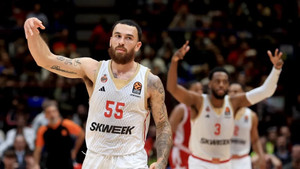 Τζέιμς: Δήλωσε μεγάλος fan του Σπανούλη, αλλά θέλει και τίτλο Euroleague