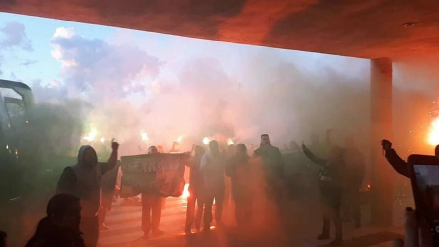 Στη Λήμνο με... αποθεωτική υποδοχή ο Παναθηναϊκός για το ματς με τον Ήφαιστο