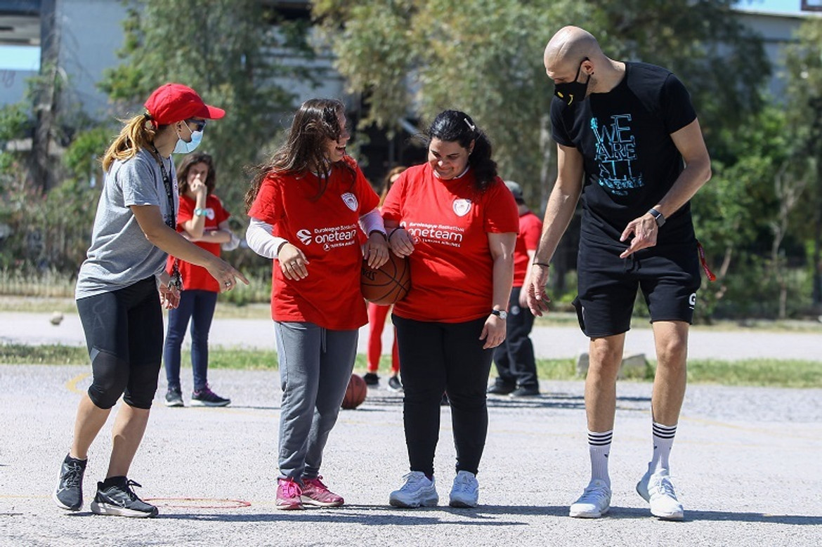 Ολυμπιακός: Έριξε την αυλαία του ONE TEAM (pics)