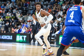 Βιλερμπάν-Εφές 75-73: Ο Αντετοκούνμπο ξέρανε την Εφές!