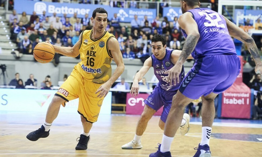 Έχασε κι έμπλεξε η ΑΕΚ, 93-76 από τη Μπούργκος (pics)
