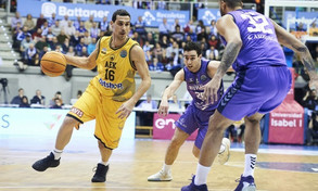 Έχασε κι έμπλεξε η ΑΕΚ, 93-76 από τη Μπούργκος (pics)