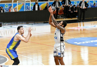Απόλλωνας Πάτρας-Περιστέρι 74-72: Κλείδωσε την παραμονή με σούπερ Σίμονς (gallery &amp; vids)