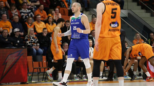 Σολέ-Βλότσλαβεκ στον τελικό του FIBA Europe Cup
