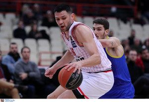 Tα highlights του αγώνα Ολυμπιακός-Περιστέρι (vid)