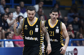 Τρίποντο break στο Περιστέρι η ΑΕΚ, 79-71 με Γιορκ-Σάκοτα! (pics)