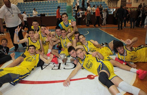 Πρωταθλητής ο Μαντουλίδης στο σχολικό, 73-64 τα Εκπαιδευτήρια Λαμπίρη (gallery)