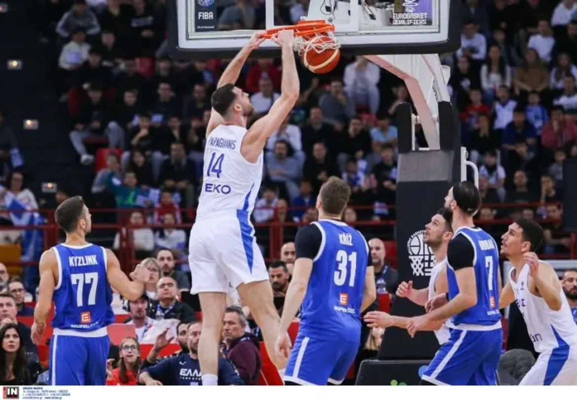 Για τη νίκη-πρόκριση στην Τσεχία απόψε η Εθνική