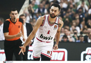 Στον Ολυμπιακό η ματσάρα, 88-78 τον Παναθηναϊκό στην παράταση (pics)