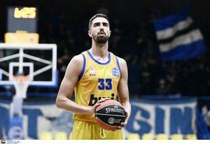 Χουγκάζ: &quot;Να είμαστε συγκεντρωμένοι στην Καρδίτσα&quot;