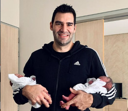 Δημήτρης Μαυροειδής: Τα δίδυμα είναι εδώ! (pic)