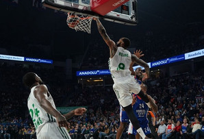 EuroLeague: Στο Νο1 του Top-10 το εκπληκτικό κάρφωμα του Ντέρικ Γουίλιαμς (Video)
