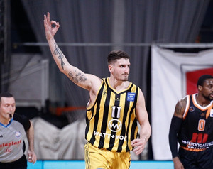 Άρης-Προμηθέας Πάτρας 76-73: Με άμυνα, έδρα και Πουλιανίτη (pics)
