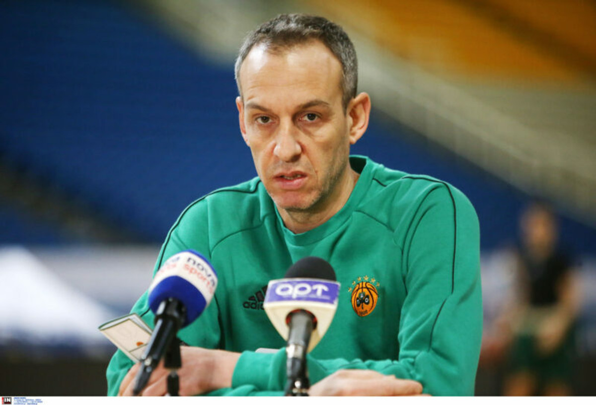 Κάτας: &quot;Ο Χεζόνια είναι παίκτης-κλειδί για μας, αλλά χρειάζεται κι άλλο χρόνο&quot; (pics)
